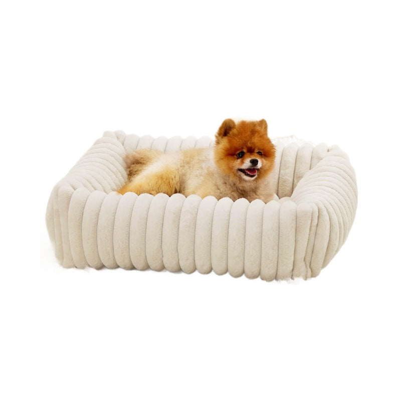 All-season Warm Plush Pet Bed: The Perfect Haven for Your Furry Friend